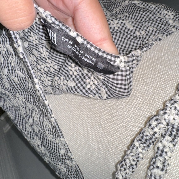 Gingham & floral Zara halter dress - Picture 11 of 12